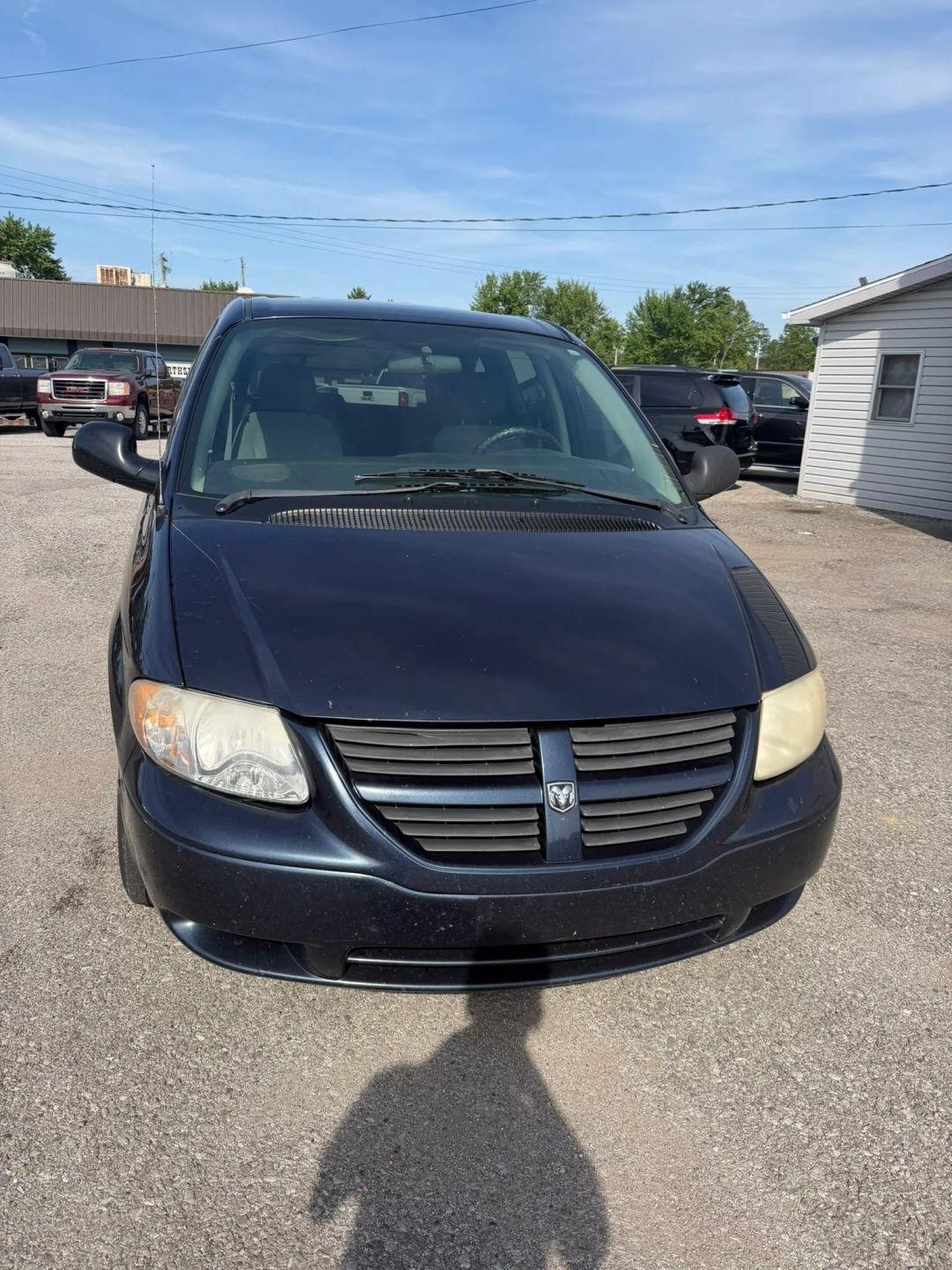 dodge grand caravan 2007 1D4GP24R27B243597 image dodge grand caravan 2007 1D4GP24R27B243597 image